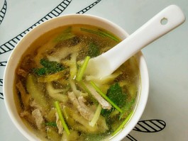 榨菜肉丝汤的做法(榨菜肉丝汤的做法大全)