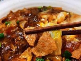 白菜猪肉炖粉条(白菜猪肉炖粉条图片)
