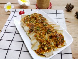 蒜泥白肉的做法(蒜泥白肉的做法 最正宗的做法)