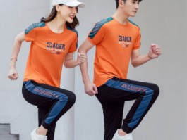 关于情侣/夫妻两个人都是跑步爱好者，是一种什么样的体验？的信息