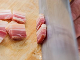 咸肉的腌制方法(咸肉的腌制方法和配料)