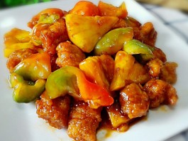 菠萝古老肉的做法(菠萝古老肉的做法家常做法窍门)