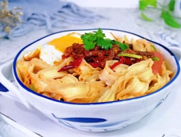 刀削面的做法视频(刀削面的做法视频大全)