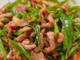 辣椒炒肉的做法(辣椒炒肉的做法 家常)