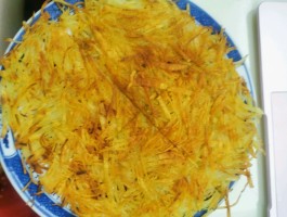 土豆饼的做法(土豆饼的做法视频播放)