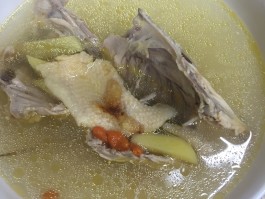 鸡汤怎么做(鸡汤怎么做下奶效果最好)