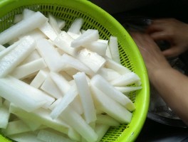腌萝卜的做法(快速腌萝卜的做法)