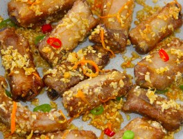 蒜香排骨的做法(蒜香排骨的做法和腌制方法)