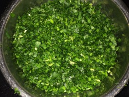 韭菜肉饺子馅的做法(韭菜肉饺子馅的做法吃)