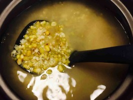 绿豆汤(绿豆汤的正确煮法)