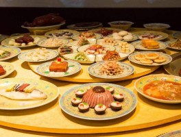 安徽什么美食和旅游景点(安徽什么美食和旅游景点有关)