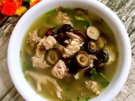 鸡汤怎么炖好喝又营养(鸡汤怎么炖好喝又营养补气)