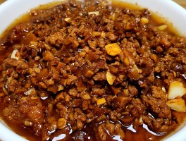 炸酱面的做法视频(炸酱面的做法视频观看)