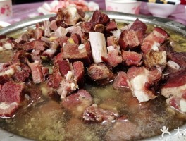 腊排骨(腊排骨怎么做才好吃呢又嫩又香呢)