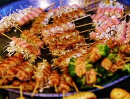 泰国附近旅游美食美食攻略(在泰国旅行肯定少不了品尝当地的美食)